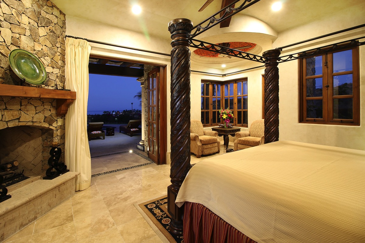 Los-Cabos-Luxury-Real-Estate-Photogrpahy-Casa-Suenos-15-Master-Bedroom