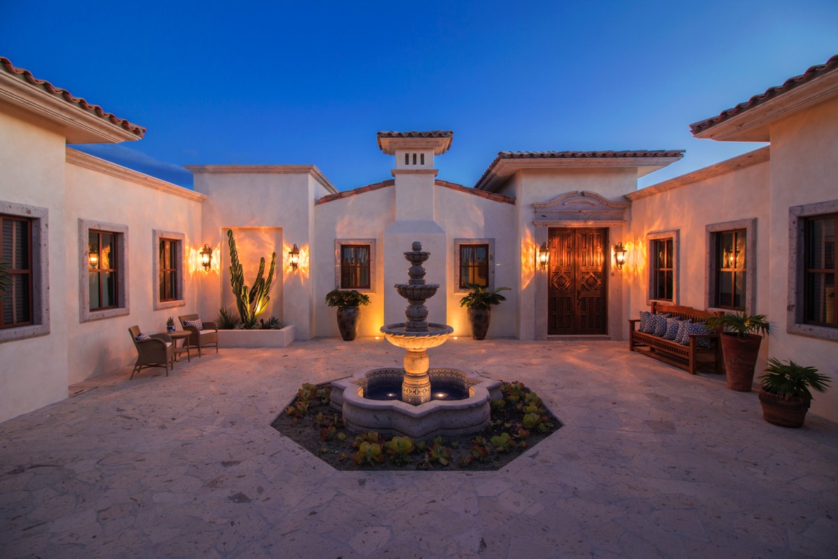 Los-Cabos-Luxury-Real-Estate-Photogrpahy-Casa-Vista-Bonita-17-Fountain